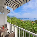In 44021 Apartman *