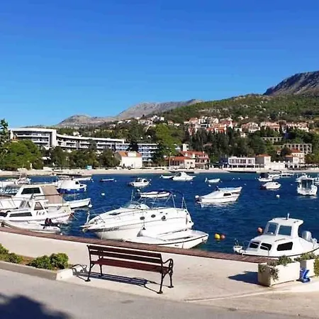 In 44021 * مْليني